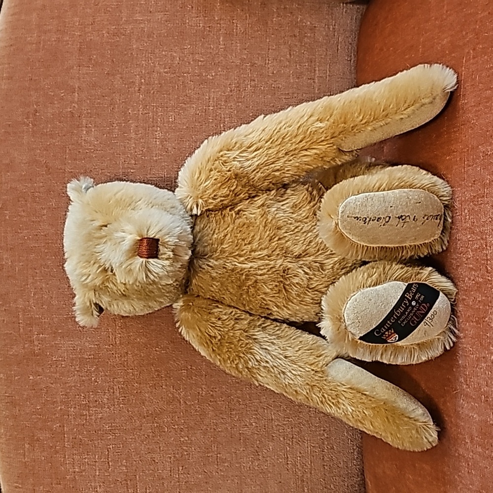 Vintage, Limited Edition 9 of 300 - "Horatio" the Gund Canterbury Bear